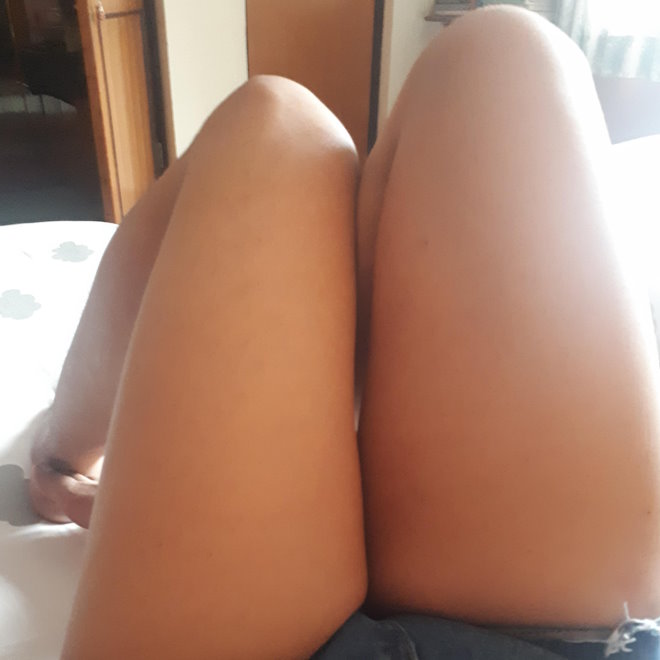 CREAMY THIGHS TYPE